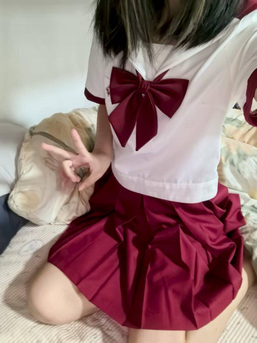 死妈高中马桶 tweet media