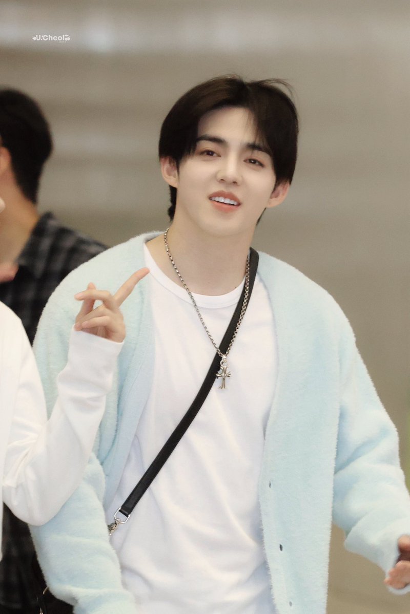 로체 🎶 𝙃𝙔𝙋𝙀 𝙑𝙄𝘽𝙀𝙎 tweet media