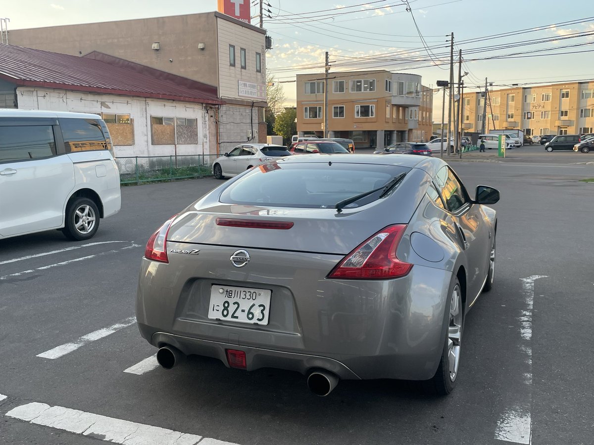Z34 納車しました！ ちゃんとほぼノーマルを買ったので、今度こそ