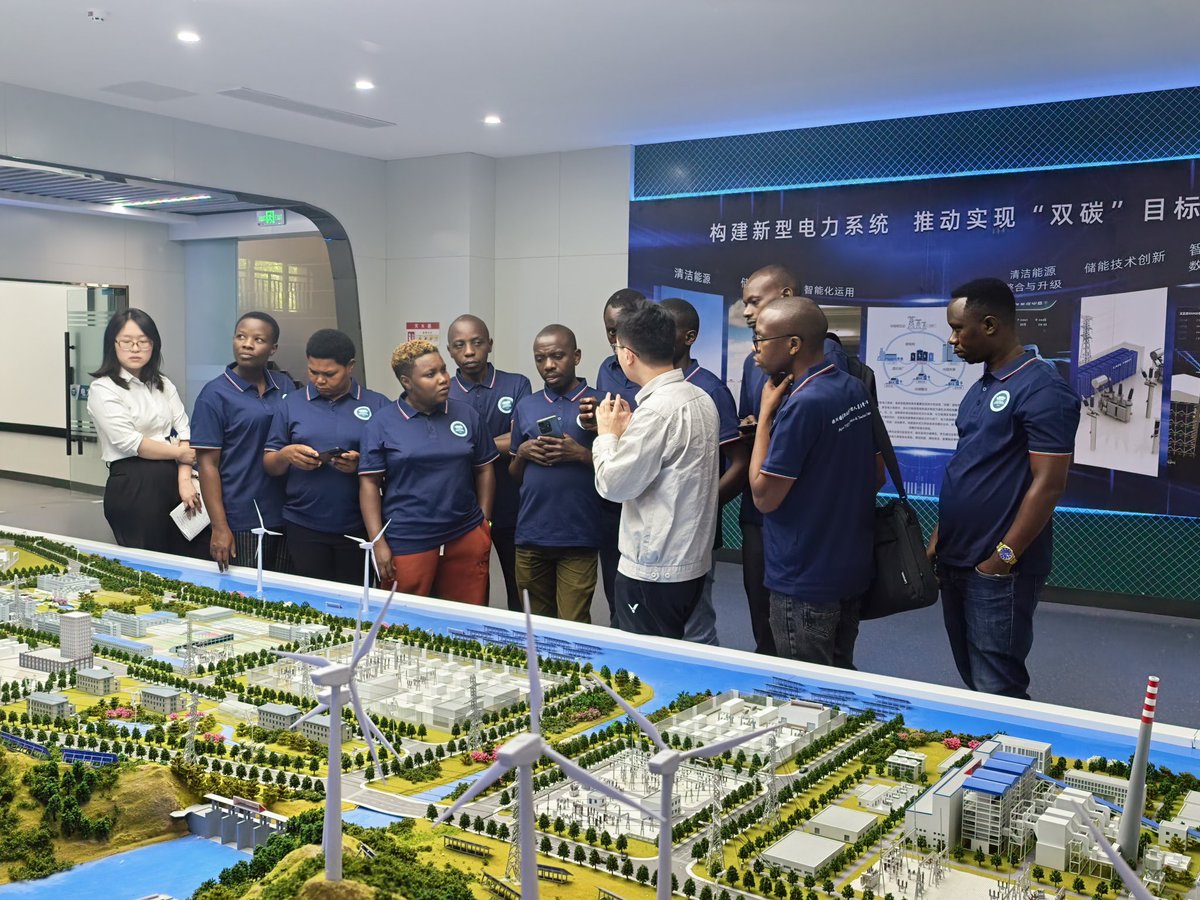 forevertvet's tweet photo. Day 2 of the Rwanda–China training program at ZEPC focused on hands-on learning, innovation, and strengthening technical skills in the power and renewable energy sector
@RTB_Rwanda https://t.co/bAu965lWsl