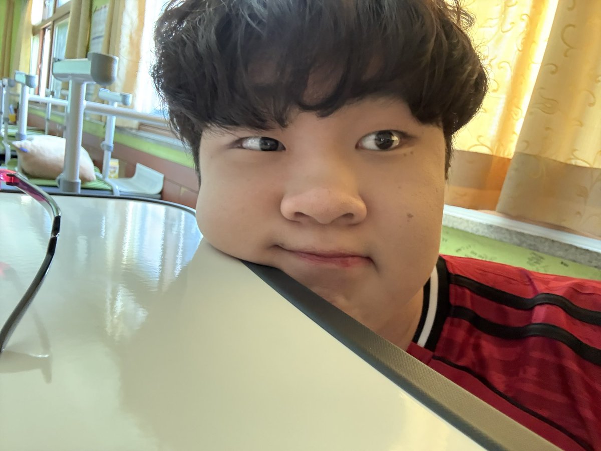 귤 tweet media