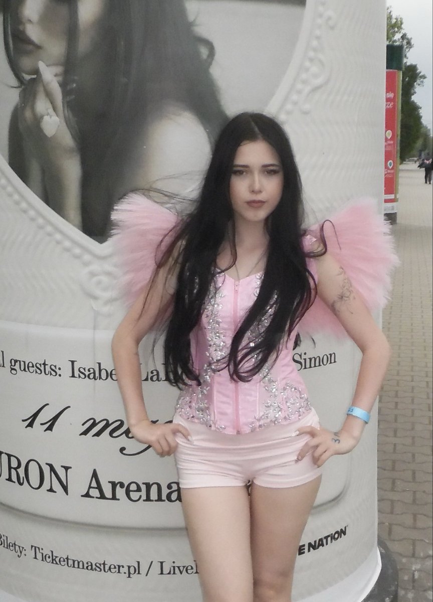 gaby 𑣿 tweet media
