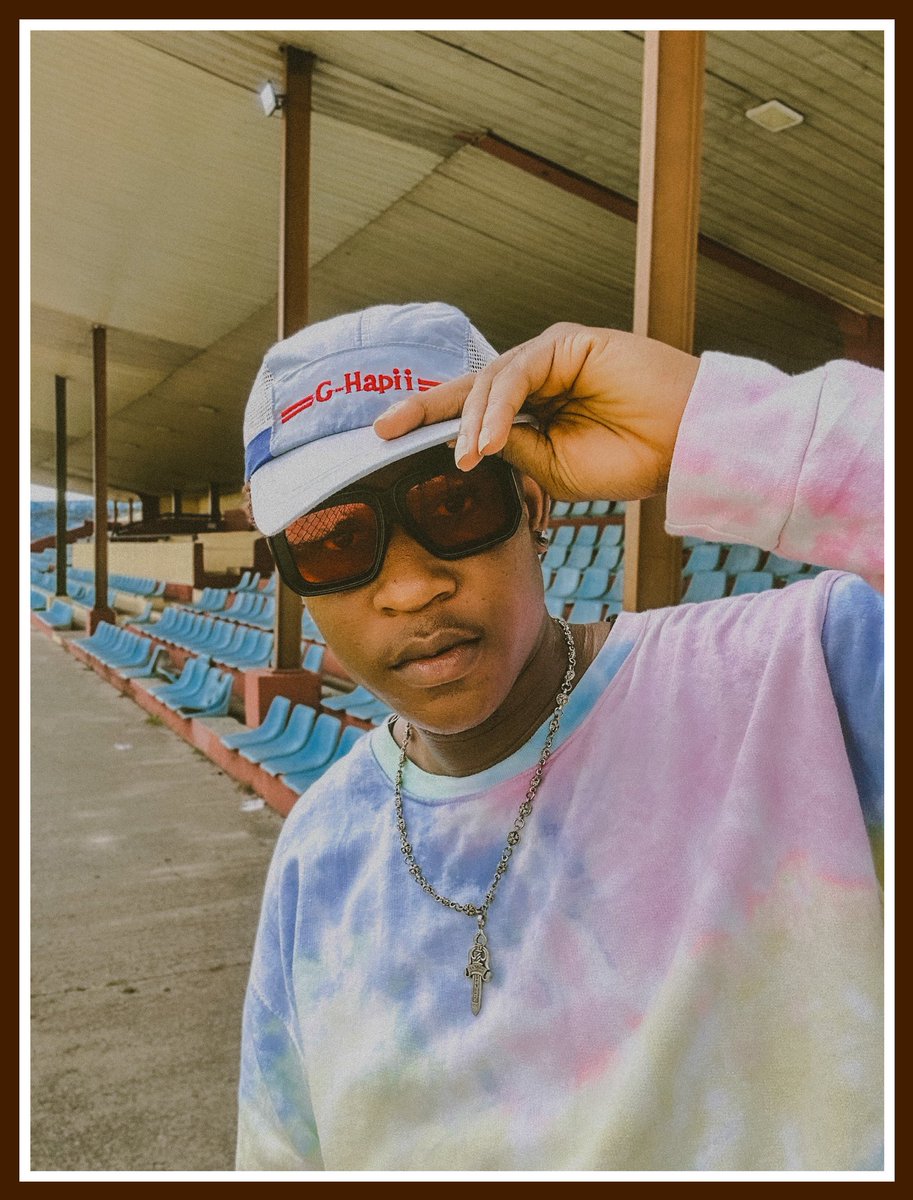 neymezu's tweet photo. I stand 10 toes I no be regular 💯.

#neymezu #genesisep #nextbigthing https://t.co/w2Hv4uRqXl