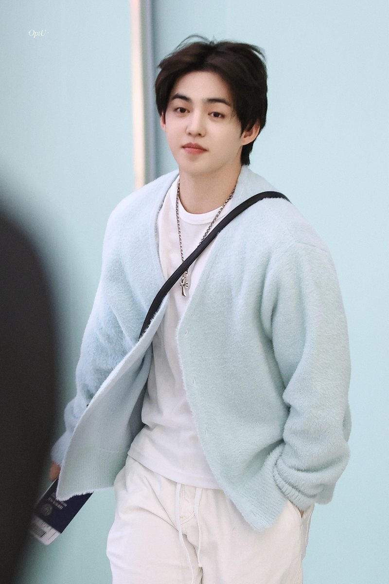 260511

#에스쿱스 #SCOUPS
#승철 #최승철 
#세븐틴  #SEVENTEEN  
<a href="/pledis_17/">세븐틴(SEVENTEEN)</a>
