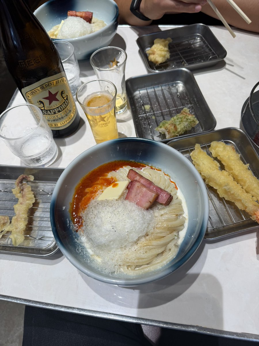 AlejandroXTC5's tweet photo. Una de las cosas más locas de Japón es la calidad en su comida y lo loco es que en promedio te gastas 600 pesos por dos personas. 
PD:Siempre habrá un japonés que perfeccionó la técnica no importa que sea https://t.co/16lahOw78K