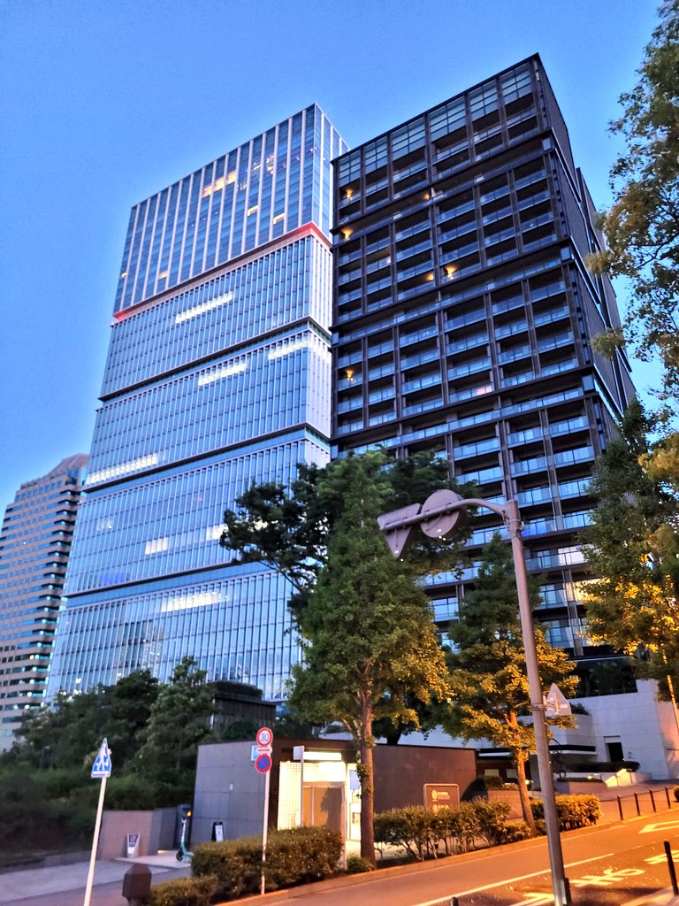 Lazyベンジャミン tweet media
