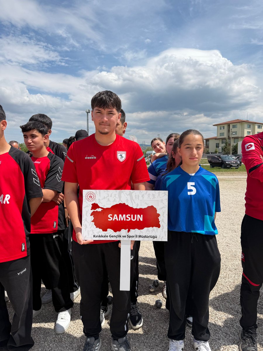 GBozdemir55's tweet photo. Samsunspor Bocce Takımı okulsporları namağlup Grup birincisi oldu.🏆🥇🇹🇷
@CK_Samsun @feyzullahdereci @halitdoganbsk @ikasapoglu55 @kasapoglu @muratagar60 @MutluTurkmen @OA_BAK @orhantavli_ @halitdoganbsk @Fatih_Kayabasi @BENYASAM @mehmedmus https://t.co/1tBVGj9ECF
