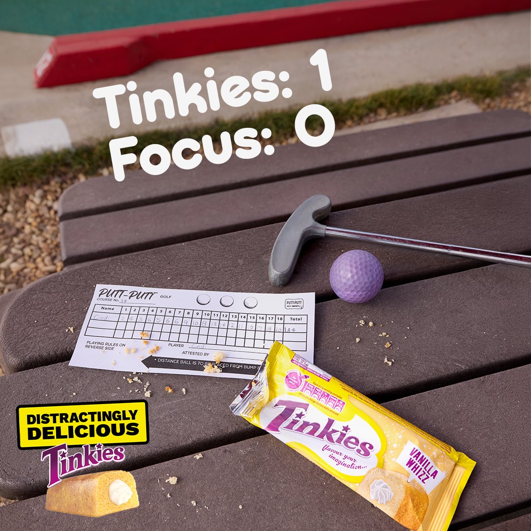 Yfm's tweet photo. Missed the shot, caught the flavour 🍰😅 

Score even more when you share a selfie with your Tinkies. Post it using #DistractinglyDelicious + tag YFM to stand a chance to win R2500 cash every week. 

Ts&amp;Cs apply. https://t.co/JhDquxfiaV