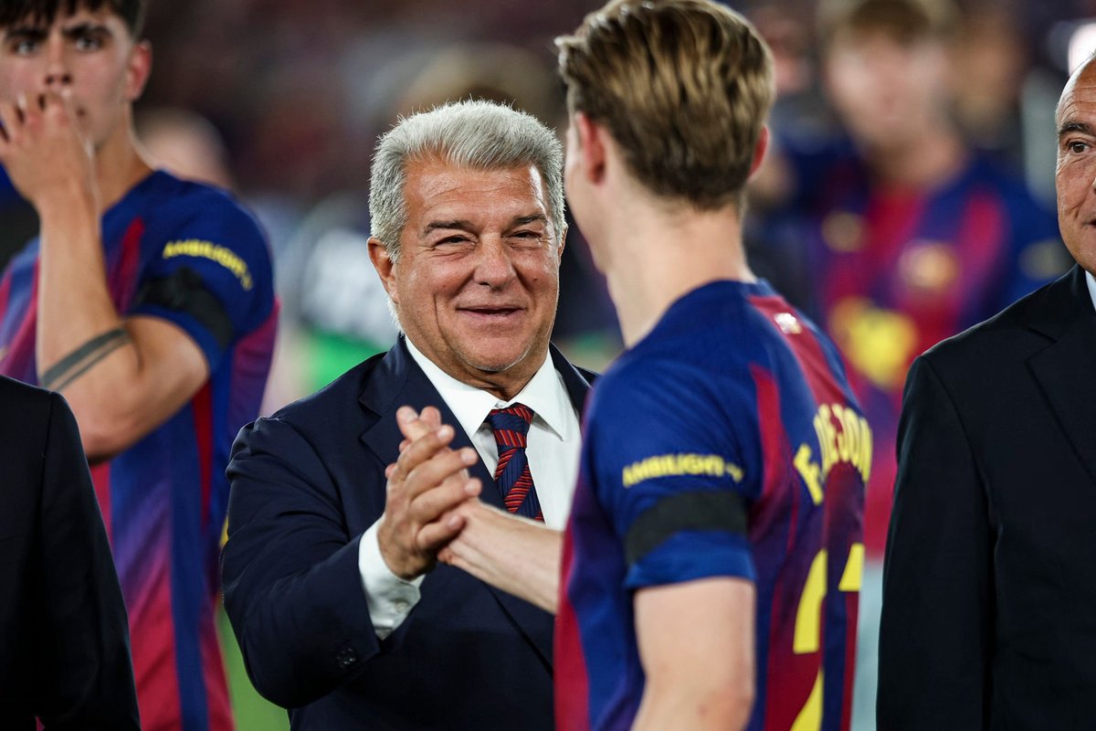 Frenkie De Jong HQ tweet media