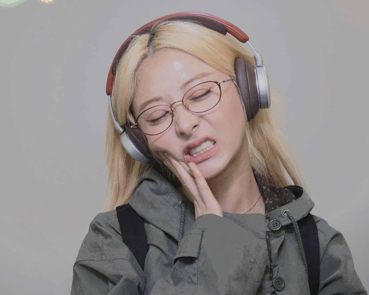 노니ଳ tweet media