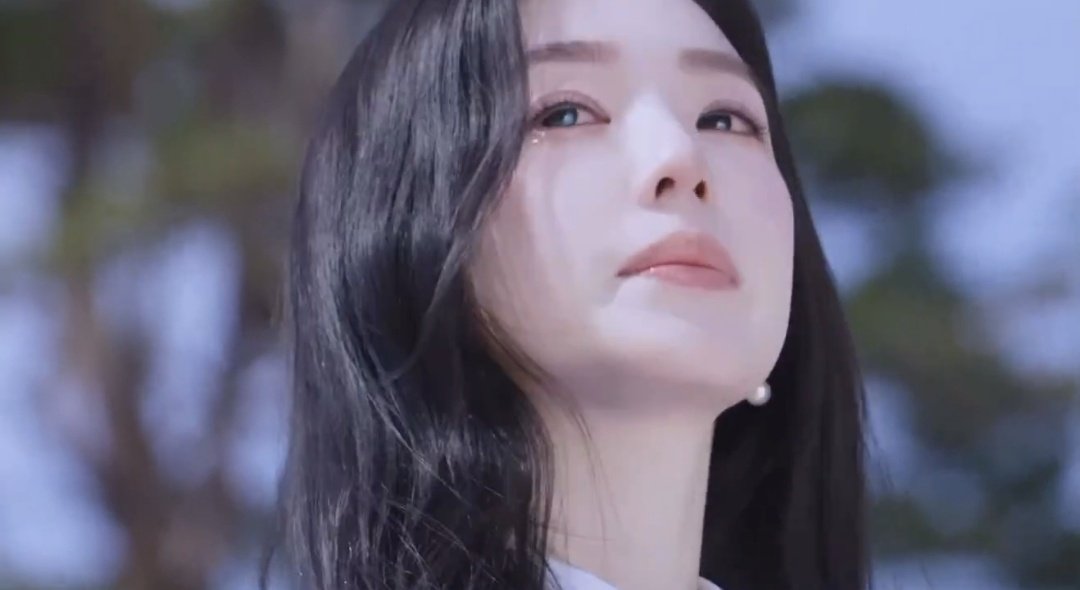 Jangan nangis sayang, sini sini peluk dulu 🤗🫂
#IRENE