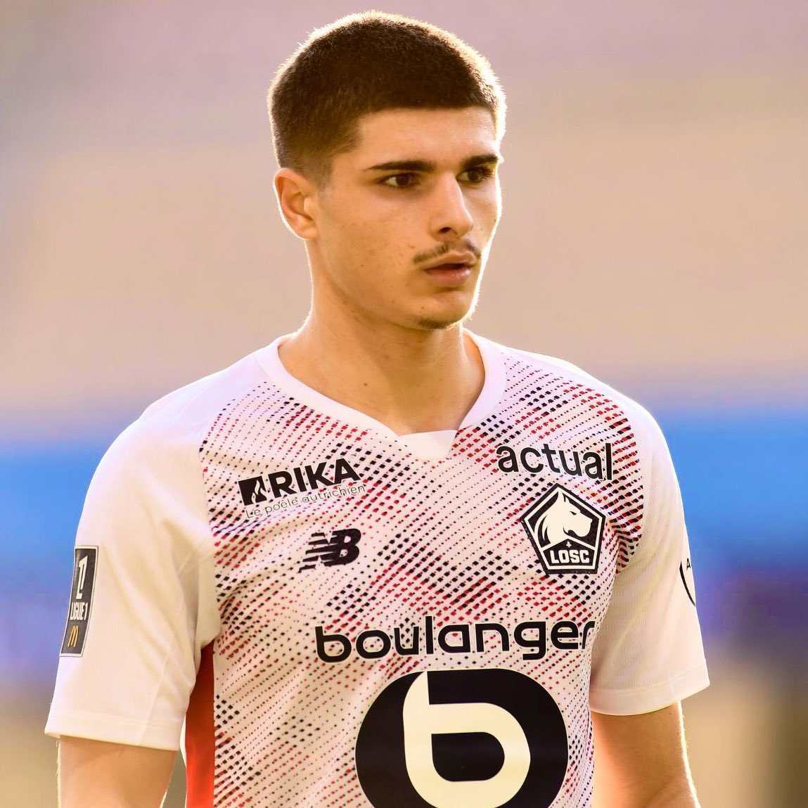 SkyBluesXtra's tweet photo. 🚨🇪🇸 Manchester City are monitoring Lille’s 21-year-old striker Matías Fernández-Pardo. 👀

[via @NicoSchira] https://t.co/ugjXv8WGuX