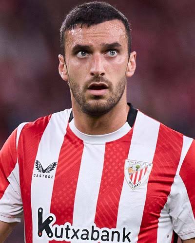 zurigorri36's tweet photo. Quería recordar que, además de jugador del Athletic durante 11 temporadas (casi nada), Iñigo Lekue es uno de los nuestros, un athleticzale que a partir de agosto irá a San Mamés como uno más. 

🔴⚪️ GUTARIKO BAT ⚪️🔴 https://t.co/kWFrFJR7B5