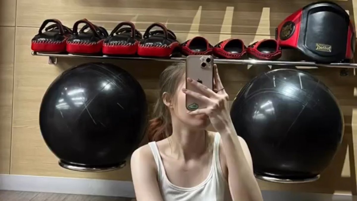 onekornn's tweet photo. “i really like boxing” yep! 🥊 https://t.co/Rbg9B4oezQ