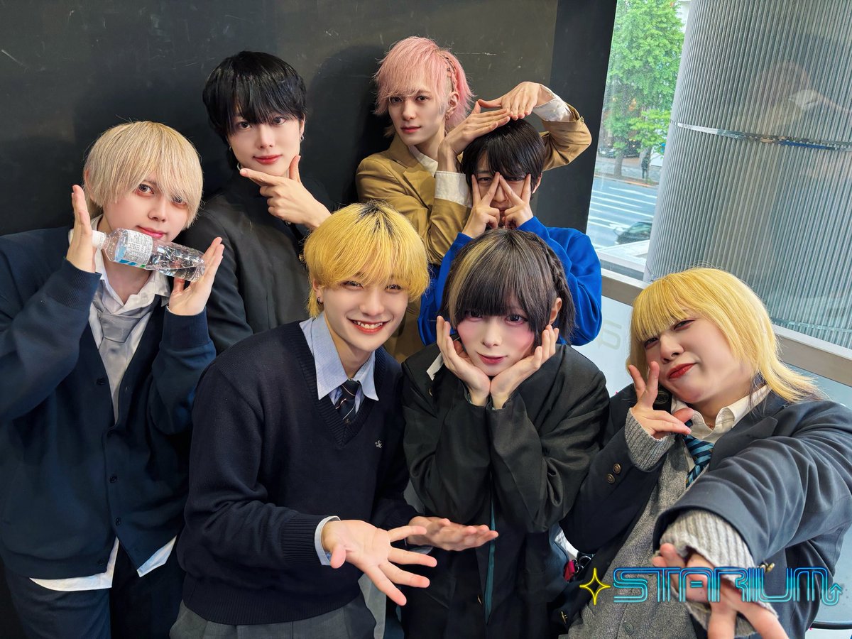 plus_starium's tweet photo. ✧・✦✦✦・・✦✦✦・ ━━━━━

        本日は『 NEON VOID 』
     ありがとうございました🌍💫

━━━━━・✦✦✦・・✦✦✦・✧

💡次回LIVE▶︎5/15(金)『 Journey to Ep.3 』
🎟️ https://t.co/LQomRHFcpr https://t.co/0lCQXuTM24