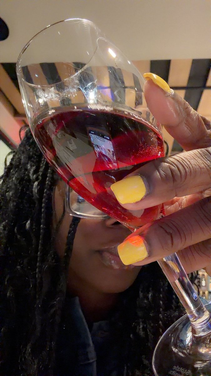 HER 💛🧚🏾 tweet media