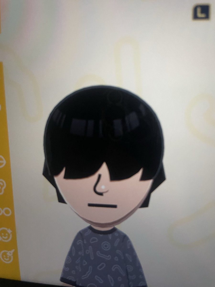 なな tweet media