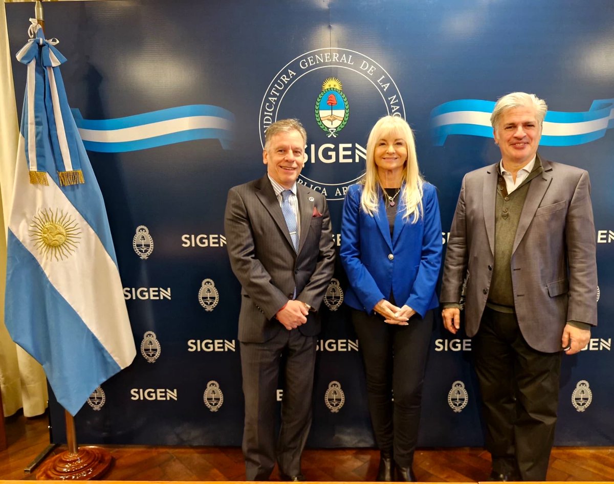 sigenarg's tweet photo. El Síndico General, Alejandro Díaz participó de la reunión de la Red de Gobernanza para Argentina (REDGA) en la sala Quinquela Martín del organismo con el fin de intercambiar experiencias y abordar distintos ejes vinculados al fortalecimiento de las buenas prácticas de gobernanza https://t.co/JhITfUq0QV