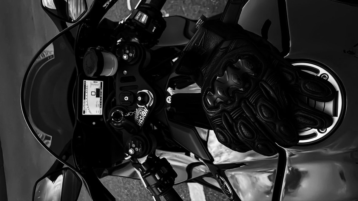 zenith tweet media