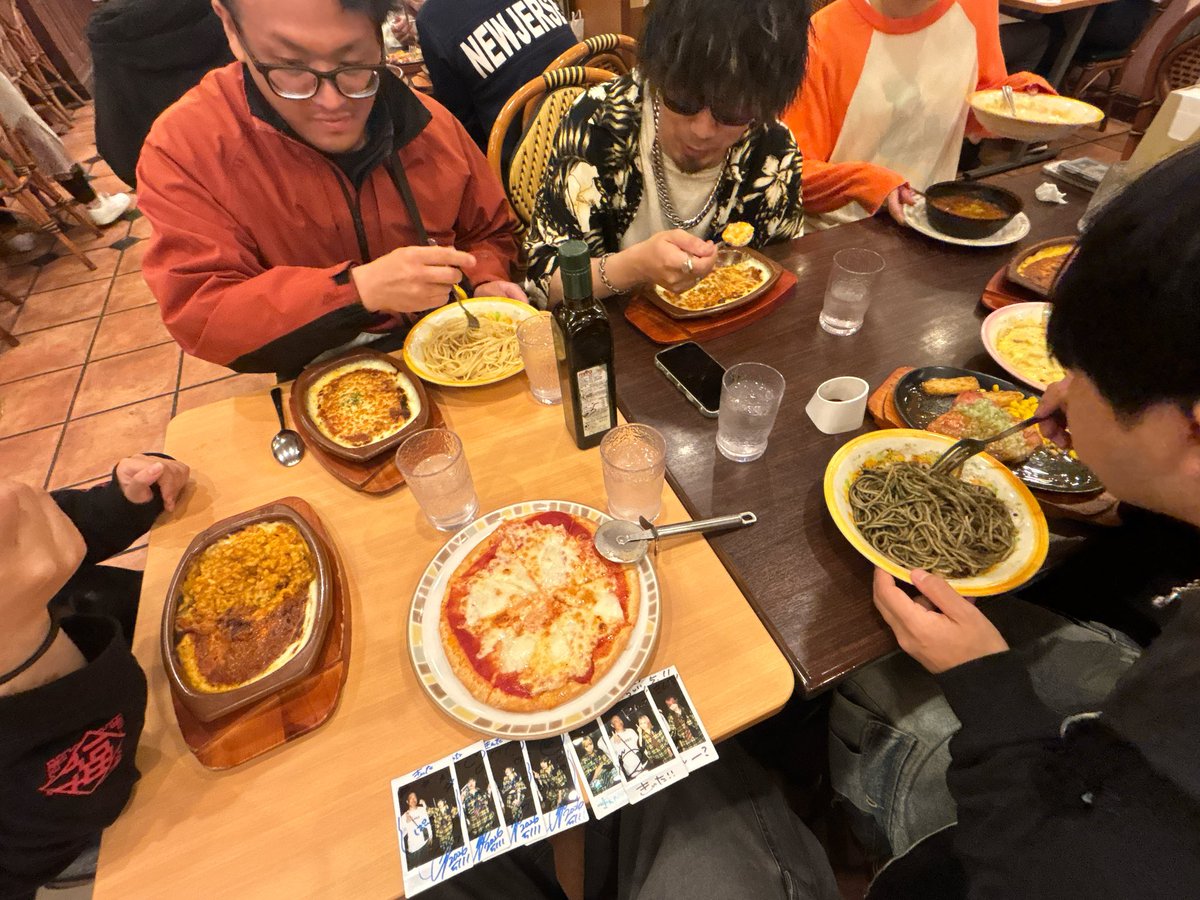 きんた tweet media