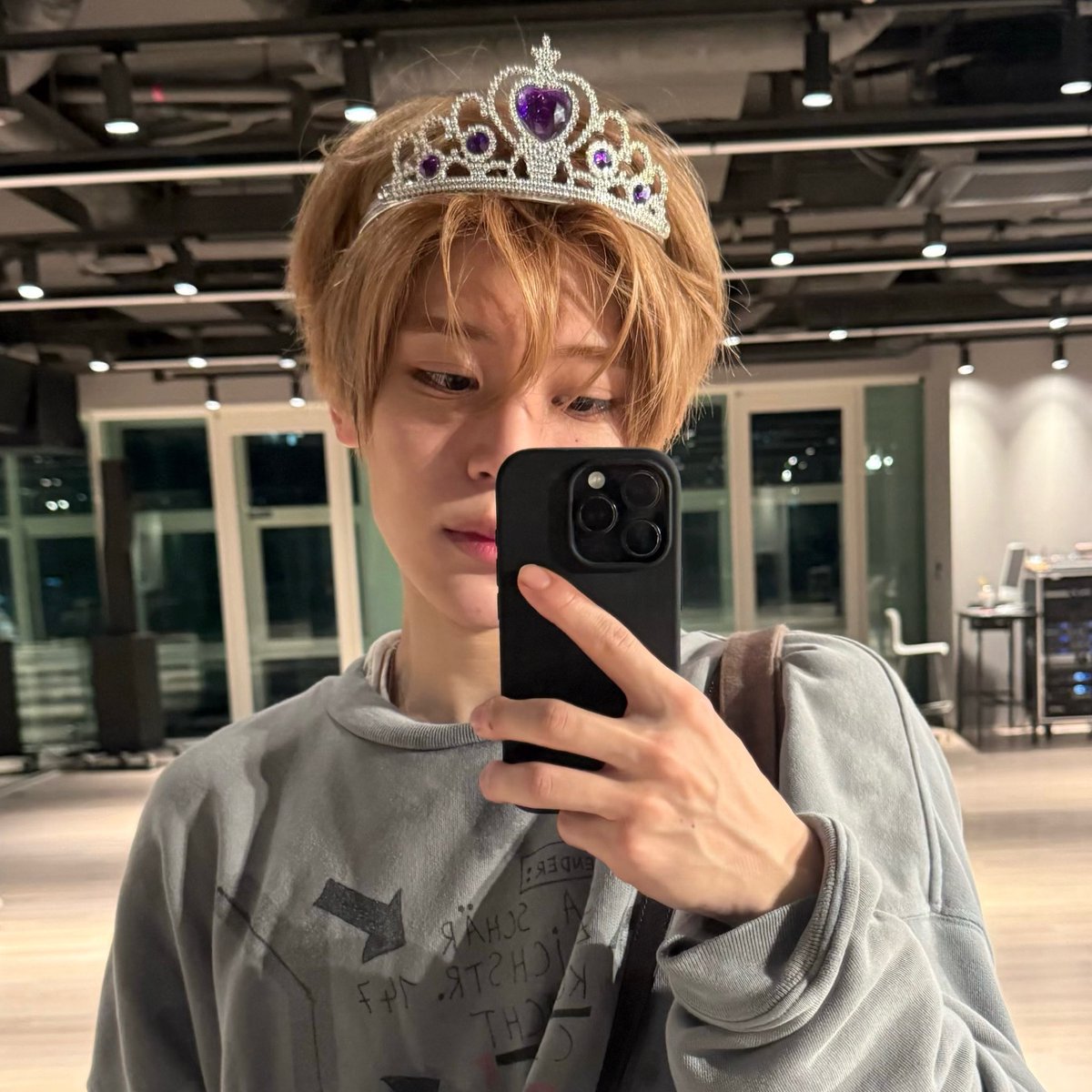miจัง tweet media