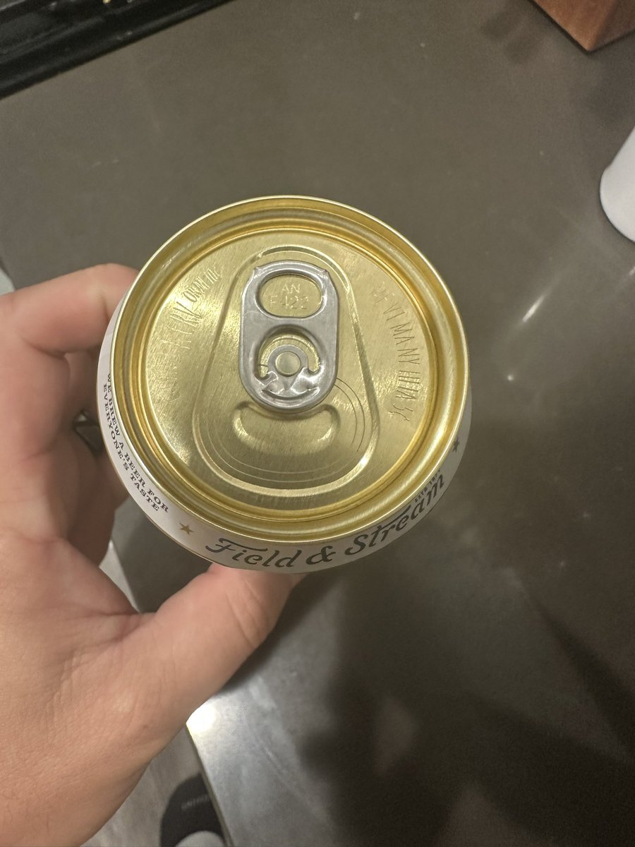 Daglett's tweet photo. Yo @yuenglingbeer what’s up with this? 😂 completely empty beer can, fresh out of a case of Yuengling light. Still sealed, not a single hole anywhere. https://t.co/6espqqOyBB