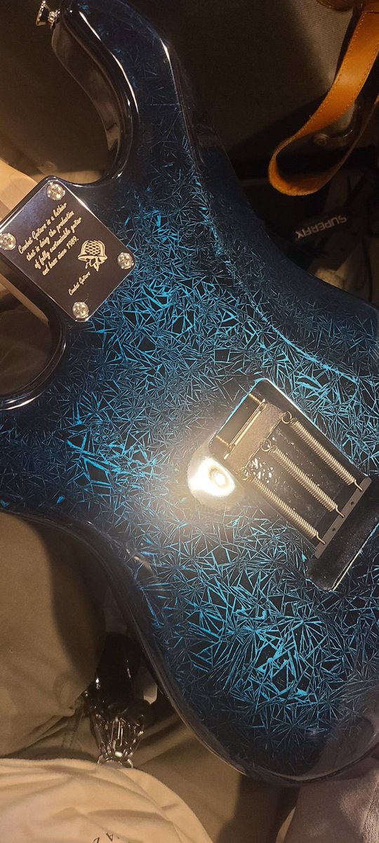 COMBAT GUITARS（オーダーギター・ベース｜ギター・ベース修理