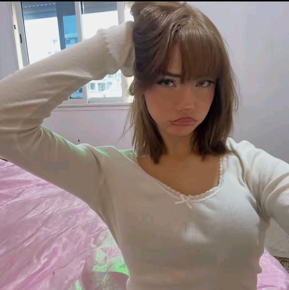 لو دي اختك تفتخر بيها 🌹