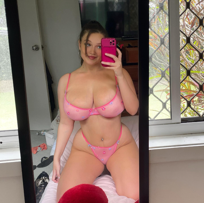 Emma Harzel tweet media