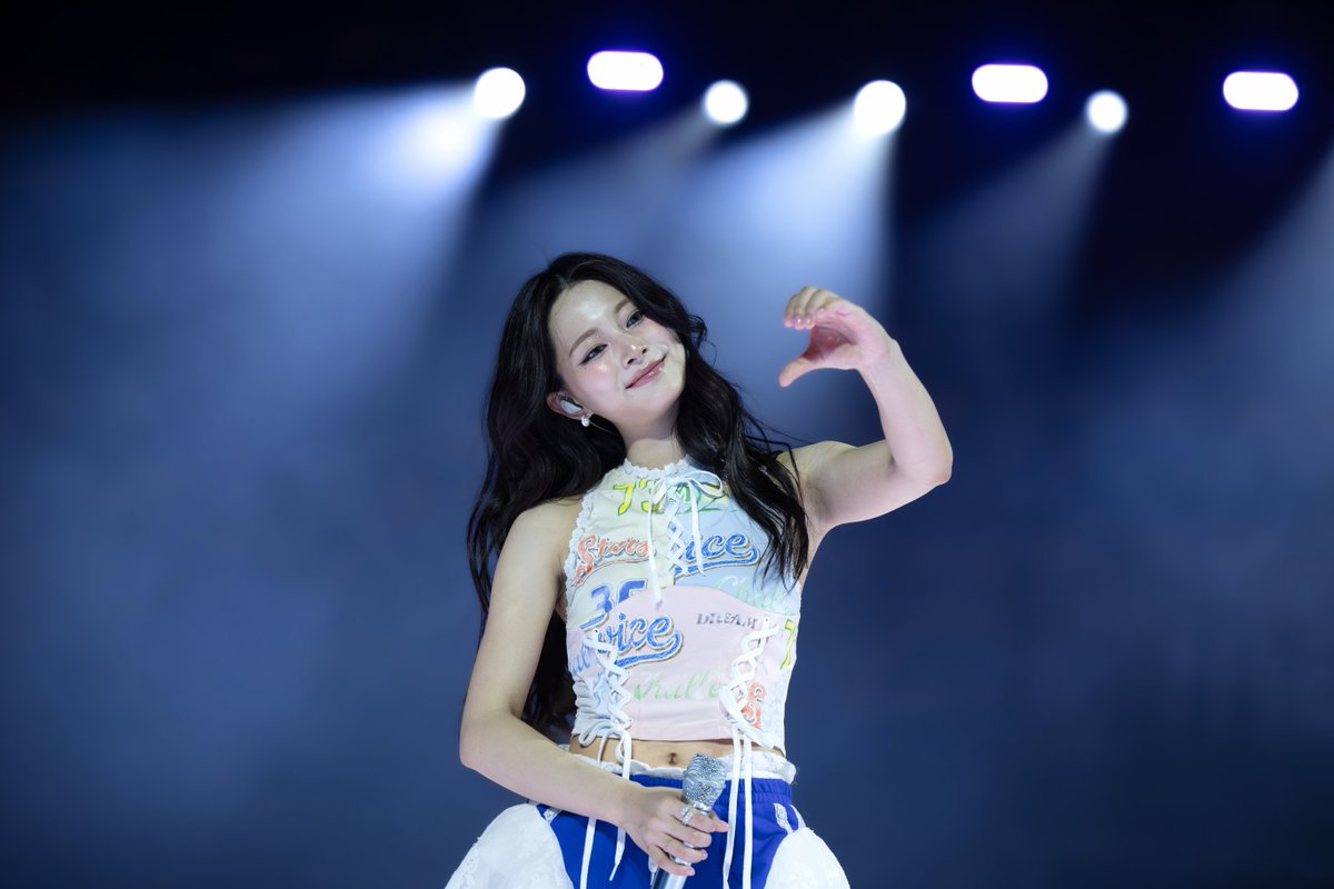 kun_once2129's tweet photo. Live Nation Portugal 인스타 
TWICE <THIS IS FOR> WORLD TOUR IN LISBON
https://t.co/gA94xCjPFM 

#트와이스 #TWICE
#TWICE_THISISFOR_WORLD_TOUR
@JYPETWICE https://t.co/k3LY1ClAvI