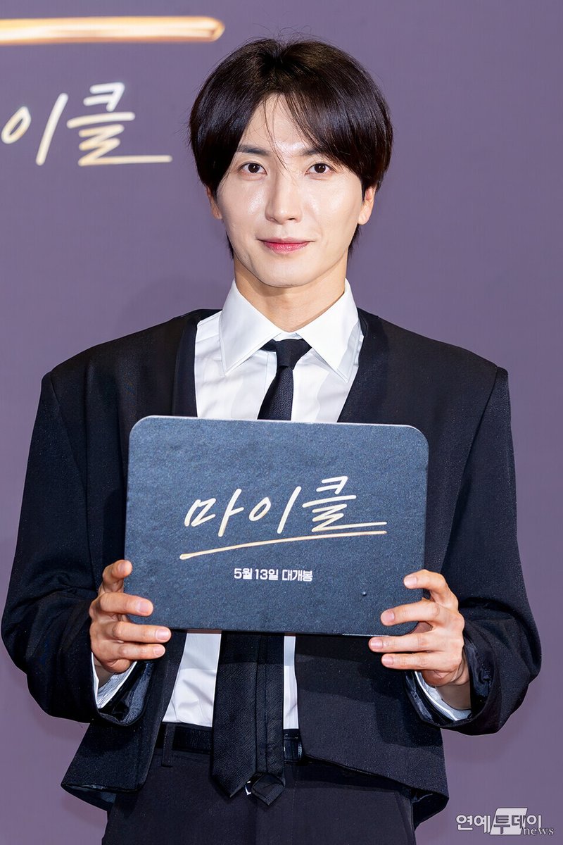 연예투데이 tweet media