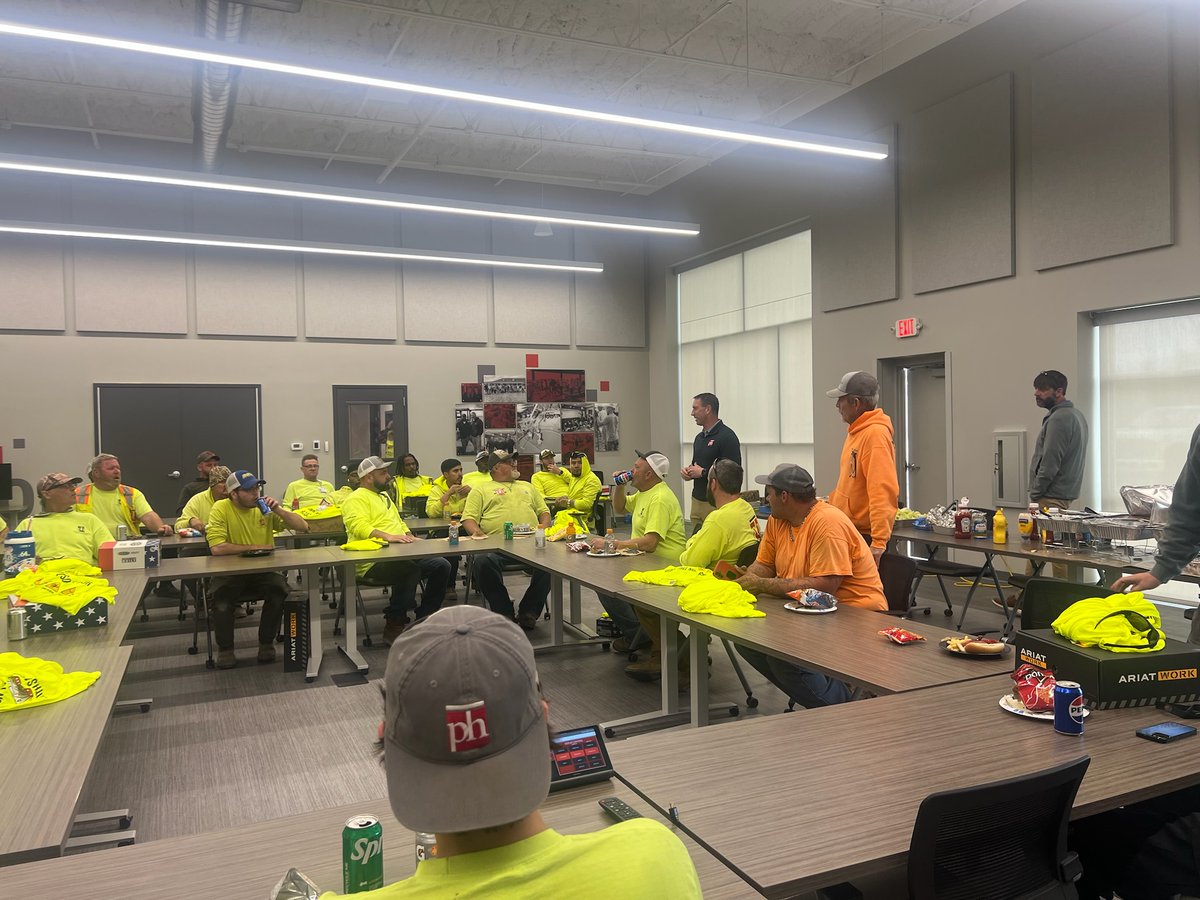 PattersonHorth's tweet photo. Last week, was National Construction Safety Week by focusing on the Construction Focus 4: fall hazards, struck-by hazards, caught-in/between hazards, and electrocution hazards. We held safety talks, shared meals at our cookout, and made sure our crews had access to new footwear! https://t.co/Z7VU2V6DB6