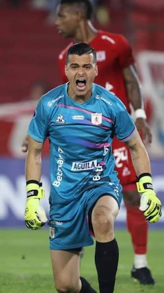Alexis Mora tweet media