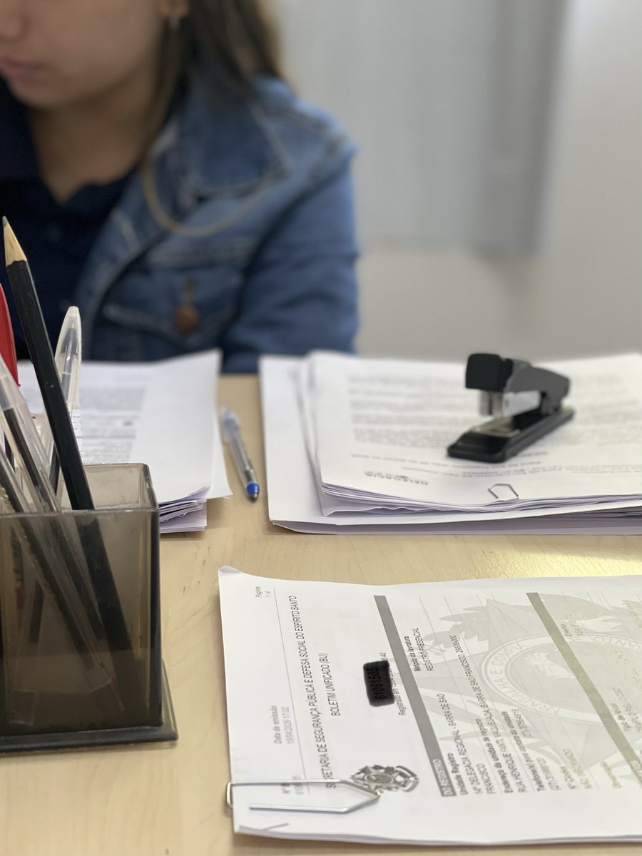 vanessaprofiro's tweet photo. The right is about action and presence. Starting the week directly from the field. ⚖️🦾 https://t.co/KYc6fg0uWx