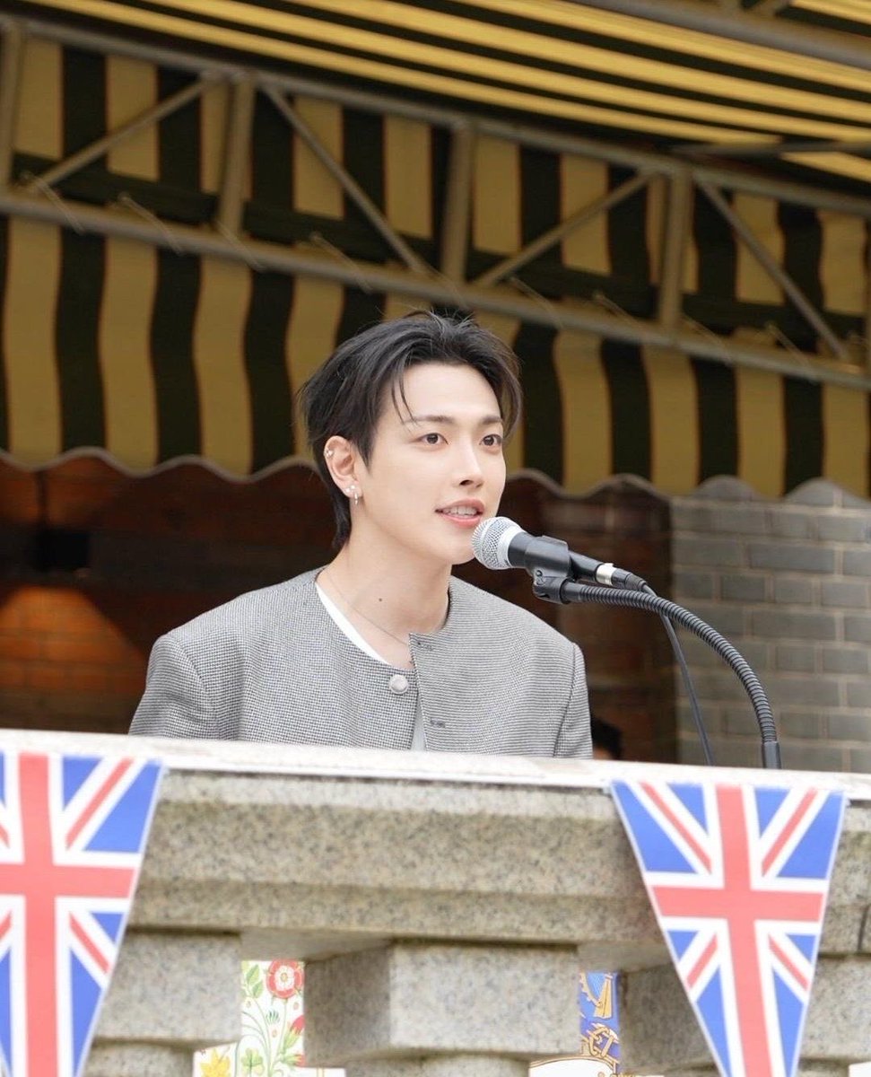 홍쭈니 tweet media