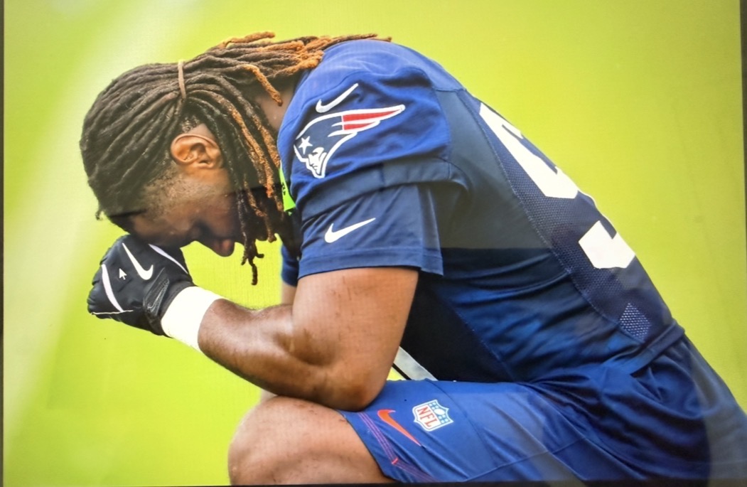 XavierHolmes02's tweet photo. Thank You Lord for another blessed day full of opportunities!👑
@Patriots @JMUFootball #BeExclusive #JMU https://t.co/4txcgLT4UE