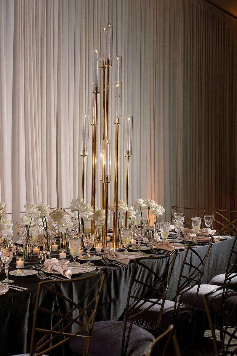 inspiredbythis's tweet photo. An Italian-Inspired Wedding at Cuneo Mansion &amp; Gardens

Photographer: Berlez 

https://t.co/HvMGX3CWij https://t.co/DY2r0IXfsw