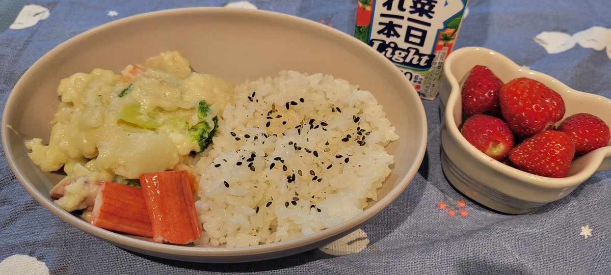 ろわ tweet media