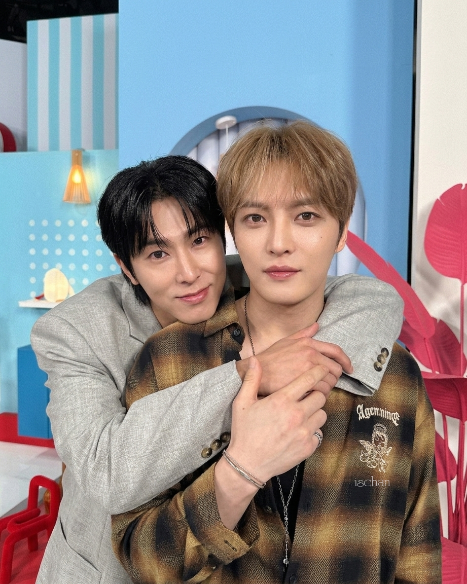 YUNJAE tweet media