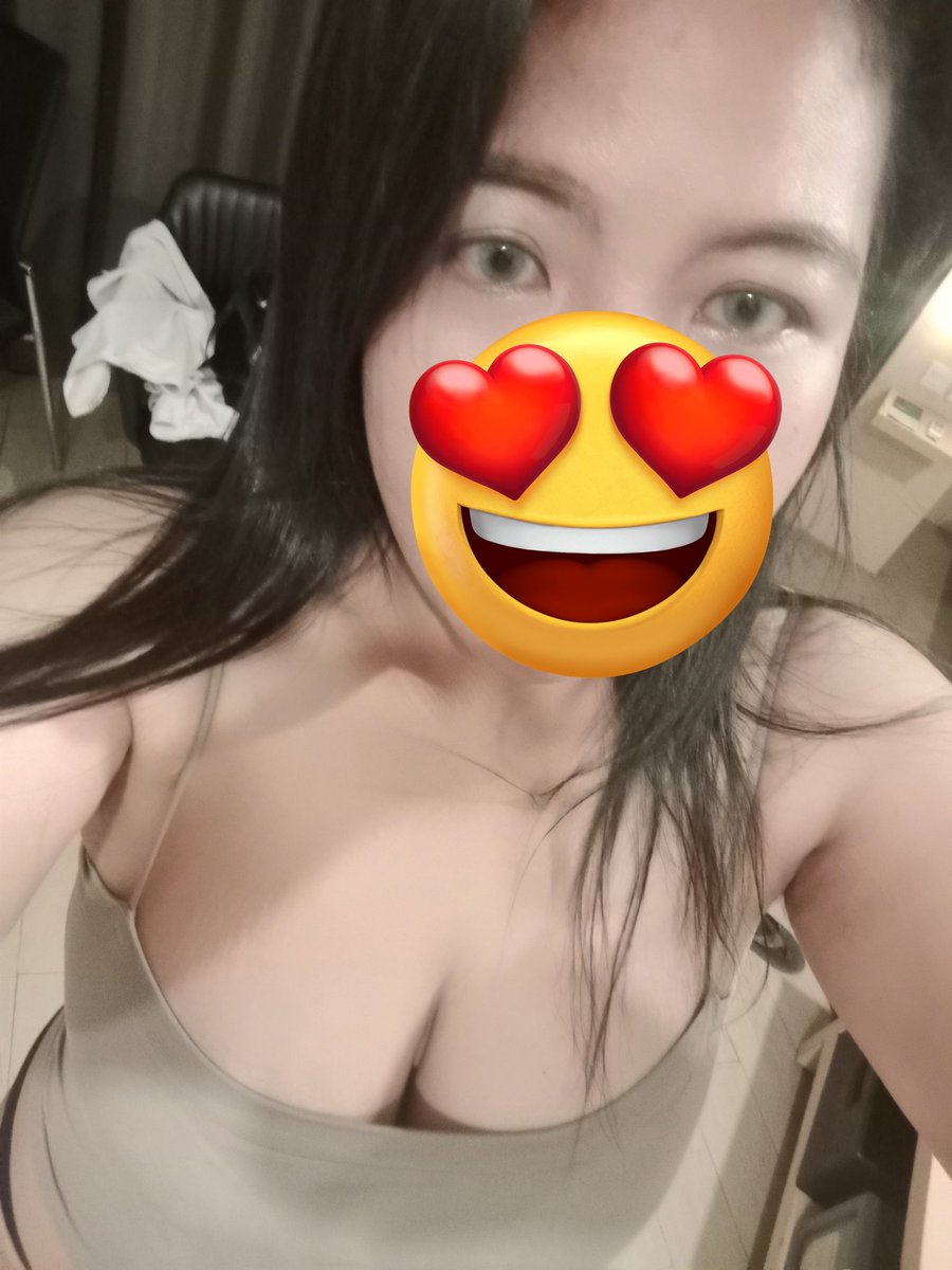bercasio_v's tweet photo. Selamat sore sayangnya aku, 
Aku avail VCS yaa yuk yang mau join VCS boleh loh. 

Mumpung Rate promo nya. 
https://t.co/Gl555vZa0q 
https://t.co/QW1Llyvznz 

Mau liat aku squirt gak lagi on banget nih 🤭🤭 https://t.co/xm0AjTBTF9