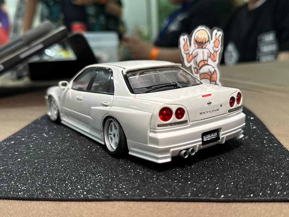 amsulllapd's tweet photo. I heard rumors from the Forza Horizon 6 game that they'll be bringing in a four-door Skyline R33. This gives me hope that an ER34 might also be coming.🤍🥹🍑 https://t.co/0CysJCiQEM