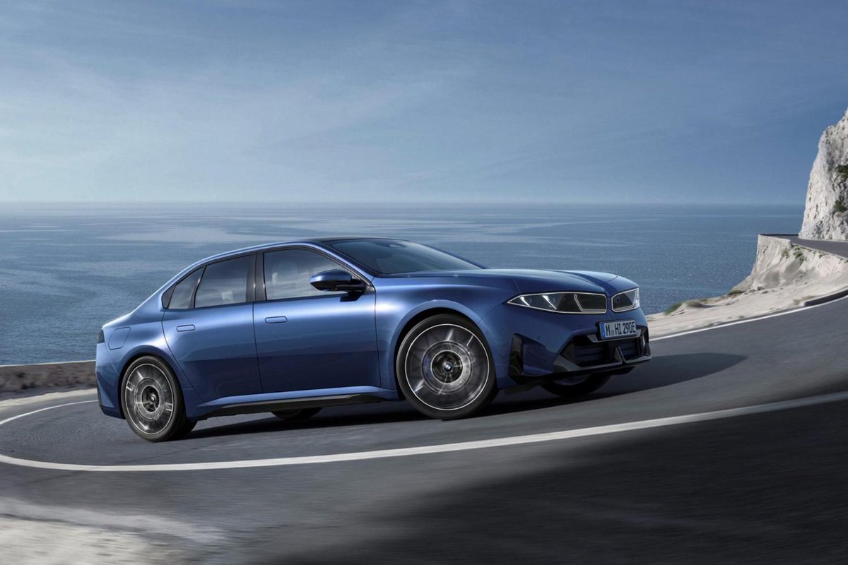CAR magazine tweet media