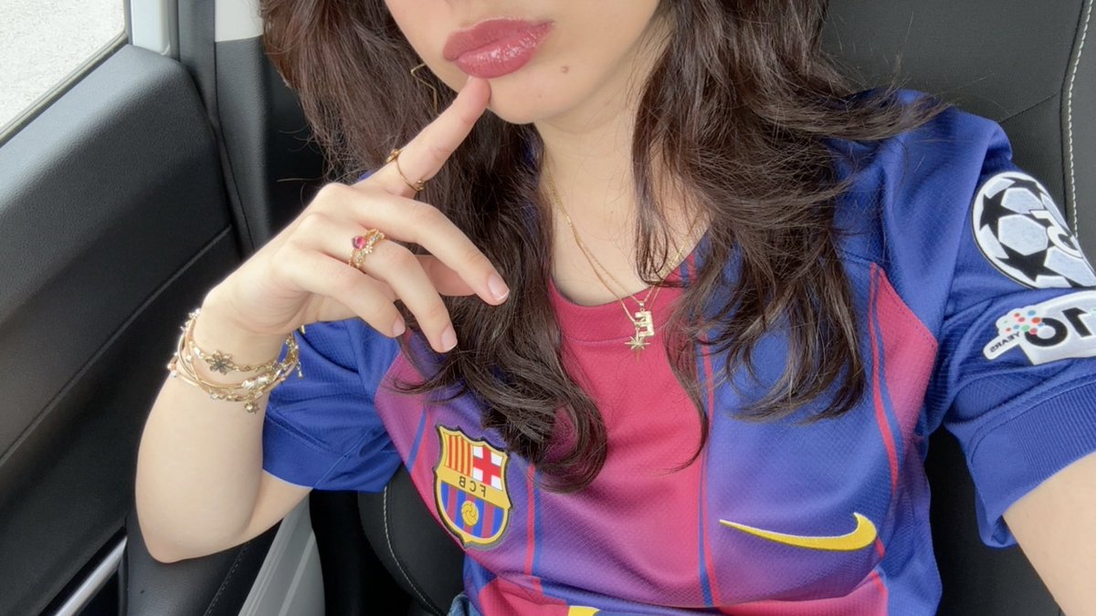 EzgiSanema35193's tweet photo. bugün barca oldum https://t.co/EiVpb9hQWT
