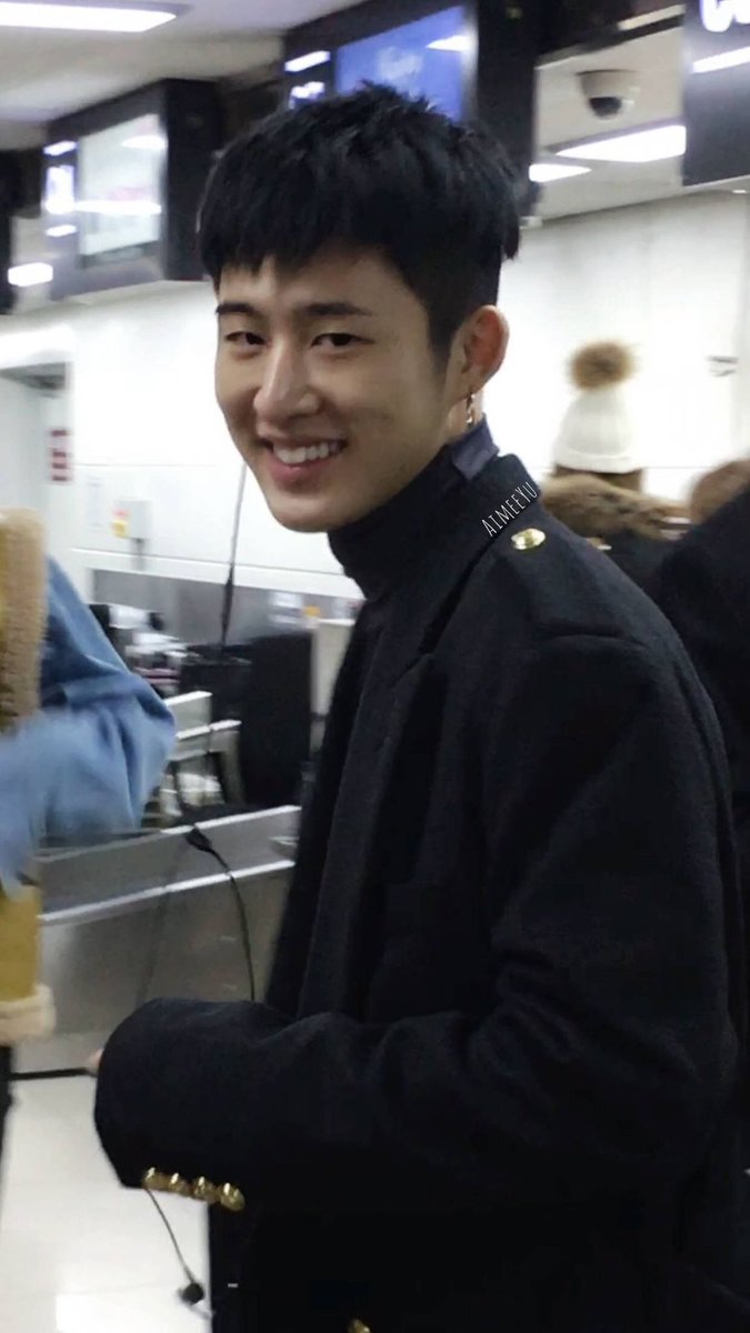 우끼끽 tweet media