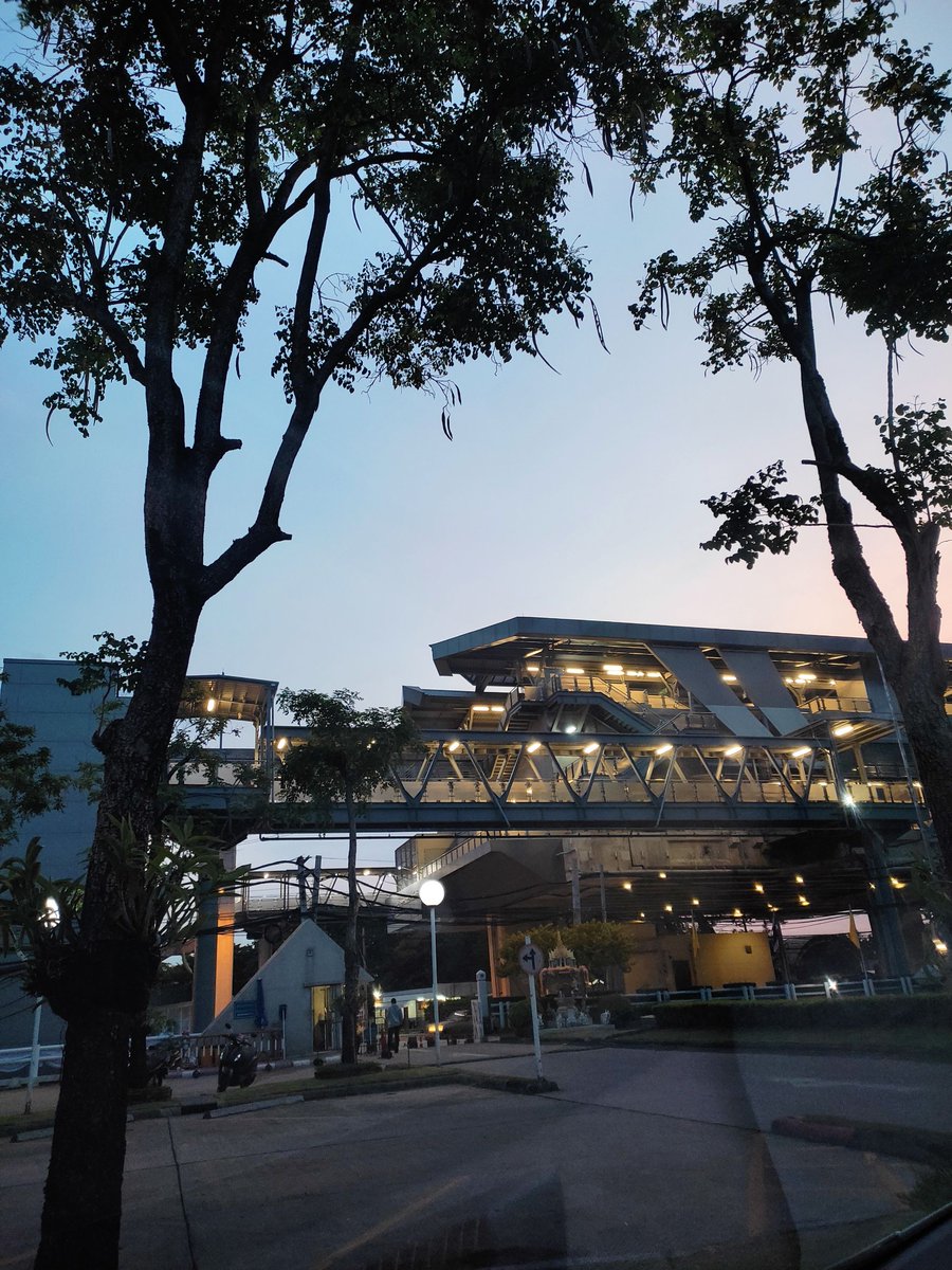 ลูซ | RhynFer🧋 tweet media