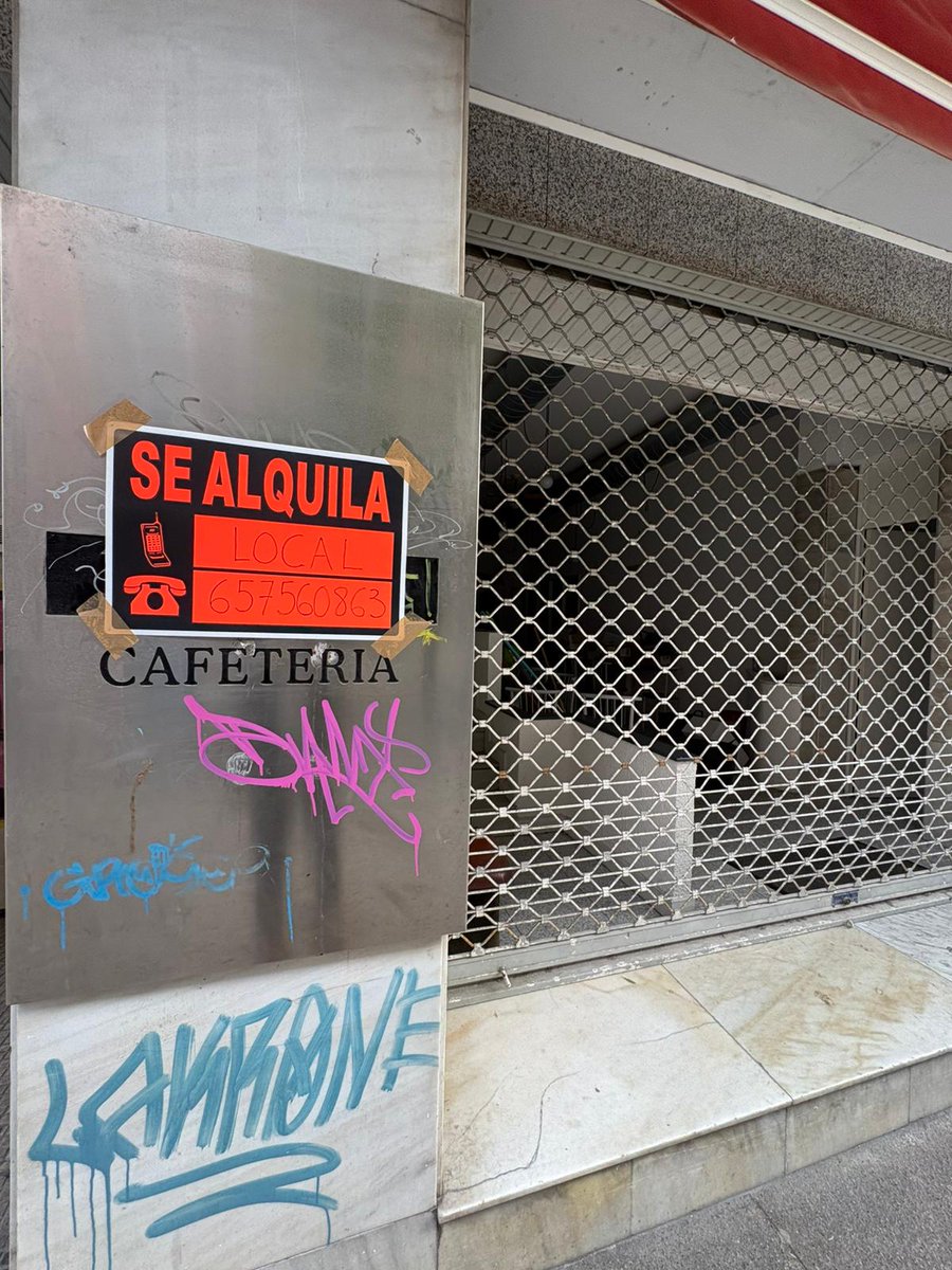 LiceoMutante's tweet photo. Ante a imposibilidade de seguir desenvolvendo as nosas actividades con normalidade vémonos na obriga de anunciar que o Liceo Mutante ten que marchar de Afonso XIII. https://t.co/vSa5ELaC9y