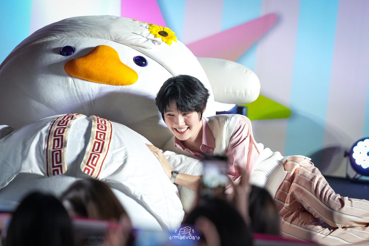 ฟองเต้าหู้ • ᴥ • tweet media