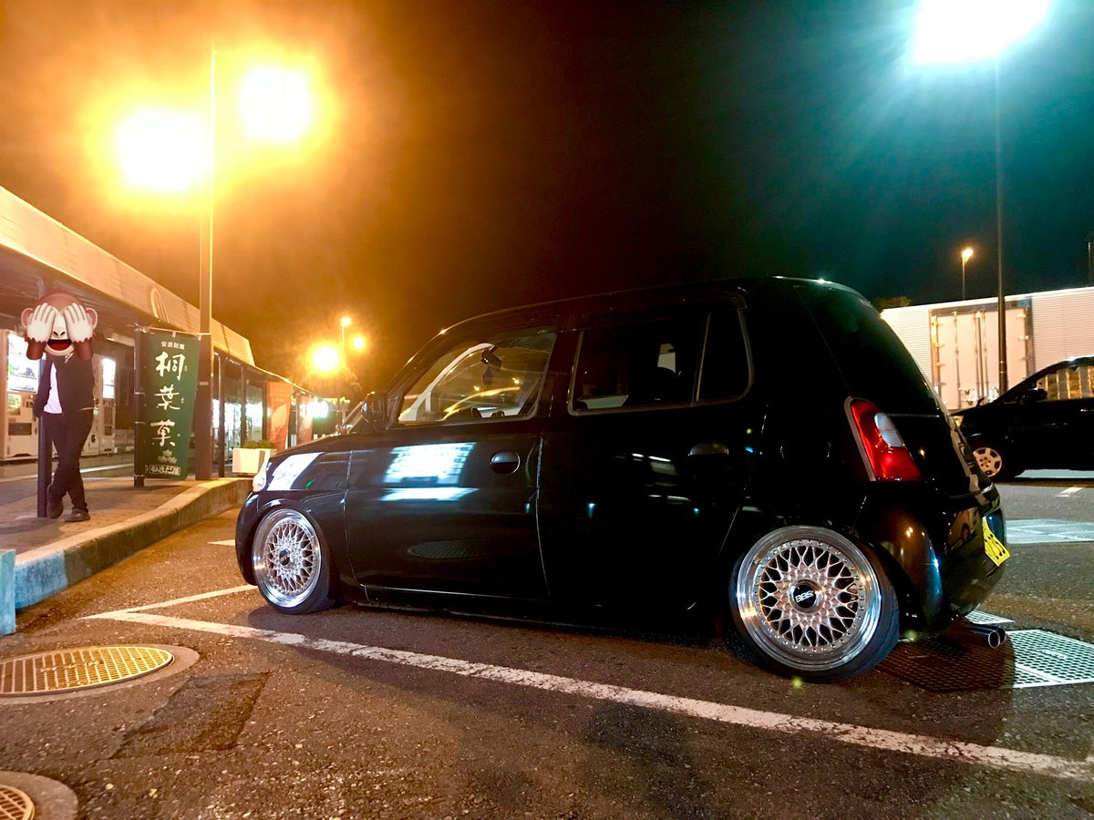 当時学生だったけどくそ憧れて車頑張ってたけど今は憧れとか無いから車