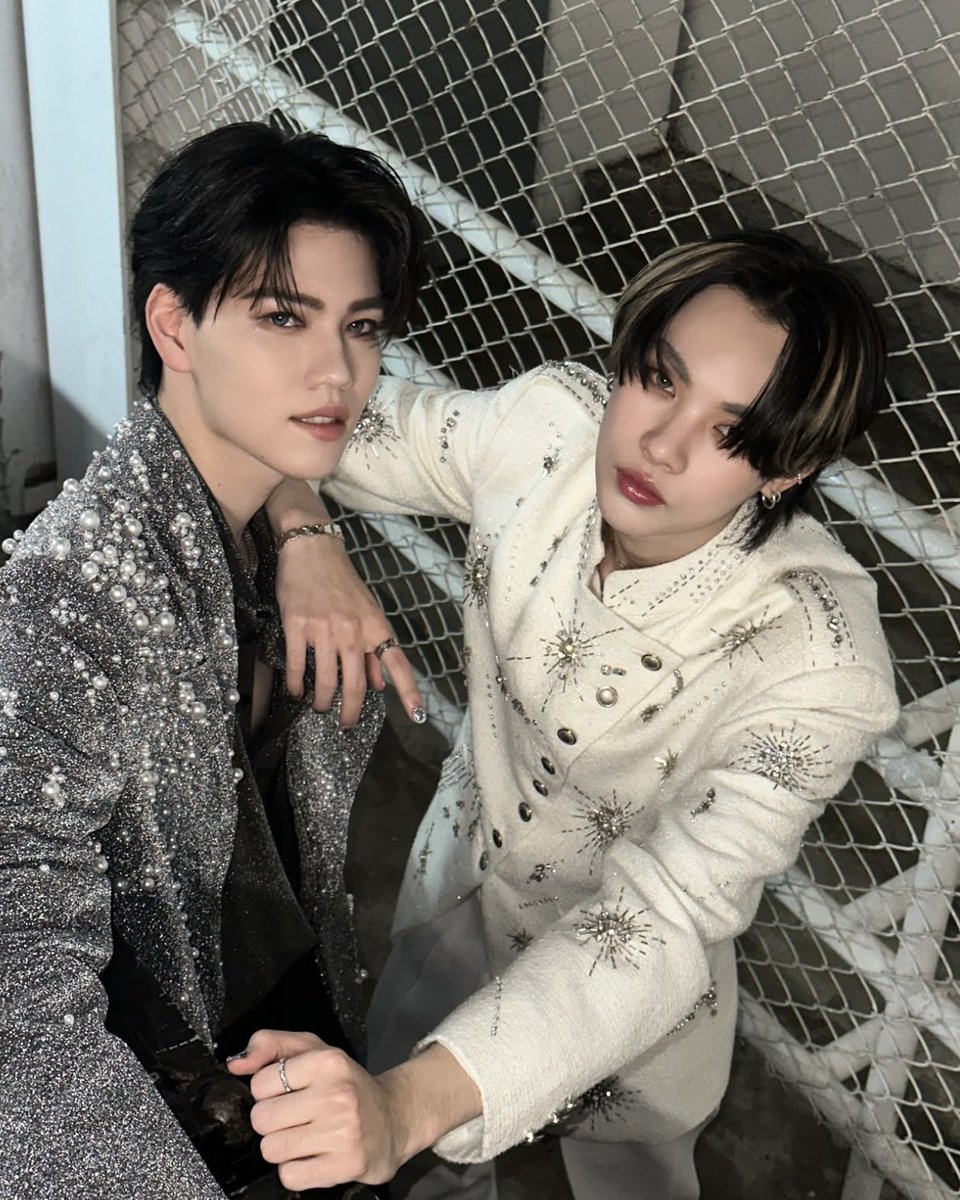 พีทฟ่าเนเว่อดาย(dieนานแล้ว ㅠㅠ)