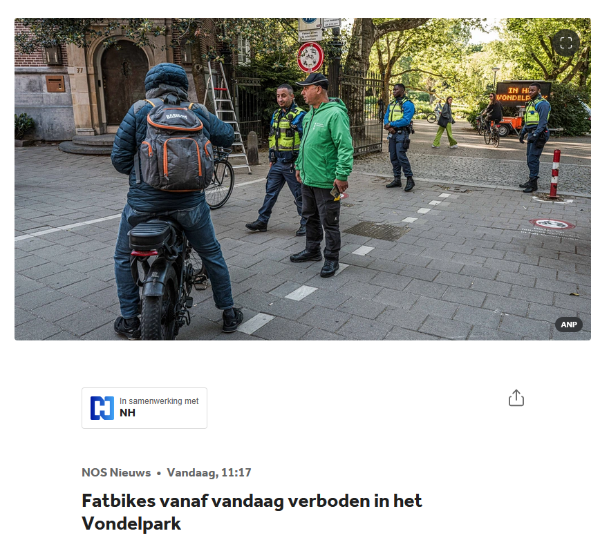 Miss_Royal73's tweet photo. Vanaf vandaag geldt er een verbod voor #fatbikes in het #Vondelpark. Het #verbod wordt gehandhaafd door boa's en geldt voor alle fatbikes met trapondersteuning en #banden dikker dan 7 centimeter.
Klinkt heel leuk @AmsterdamNL maar naast dat er fatbikes bestaan zónder trapondersteuning zijn #skinnybikes inmiddels dé nieuwe trend. Deze gaan als warme broodjes over te toonbank. Door hun smallere wielen vallen deze niet onder het verbod. 🤷🏻♀️